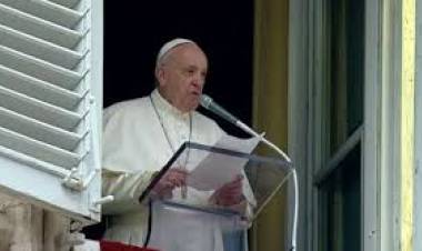 El Papa Francisco pide proteger la vida humana desde el principio hasta su fin natural.