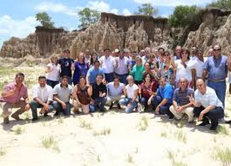 Encuentro en busca de unidad