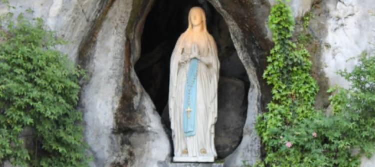 La Comunidad de Lourdes, comienza su Novena.