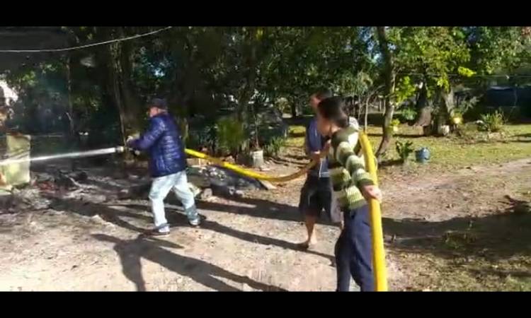 Se incendio una Vivienda en Sauce.