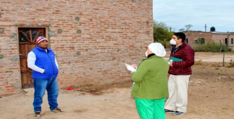 Oscilación en número de contagios diarios por COVID-19 en Chaco.